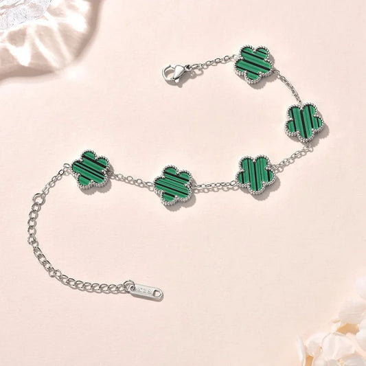 Lucky Clover Double-Sided Flower Bracelet – Elegance with a Touch of Fortune
